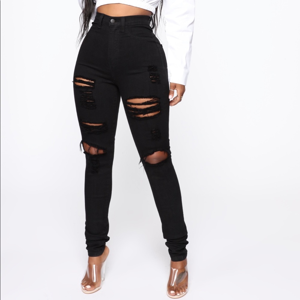 NWT Fashionnova High Waisted Black Ripped Jeans